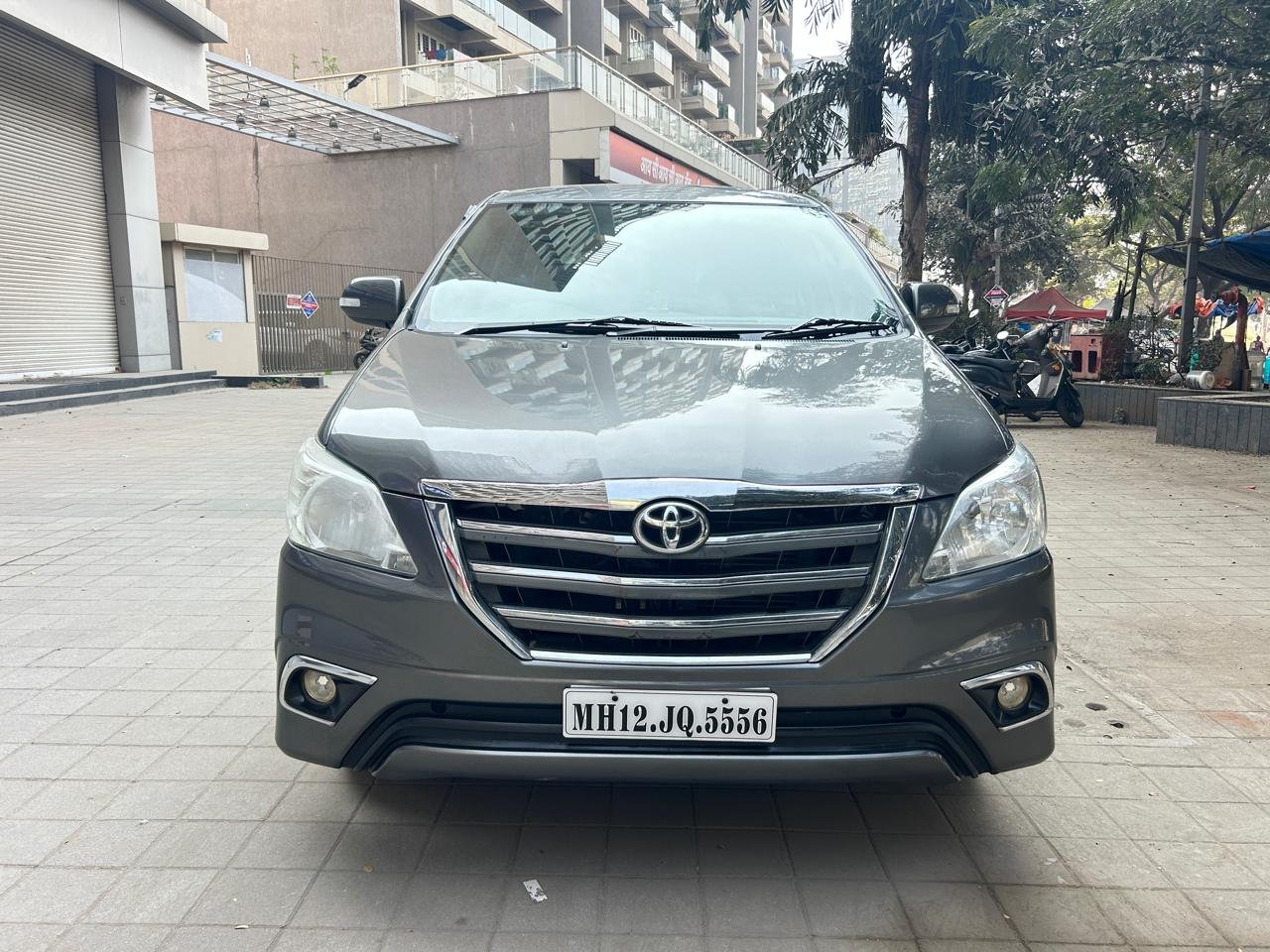 Innova 2.5 V
